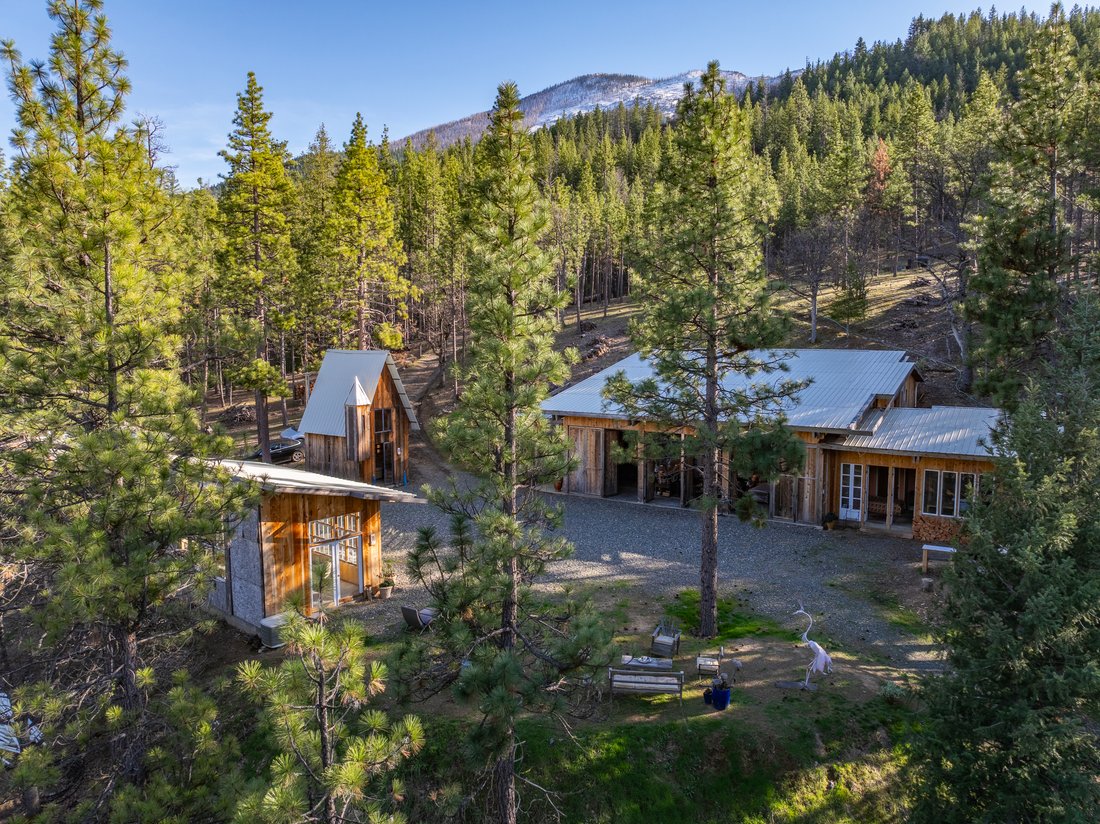 House in Callahan, California, United States 1 - 18083871