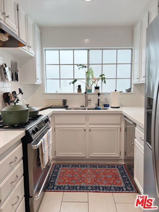 Condo in Los Angeles, California, United States 4 - 17424721