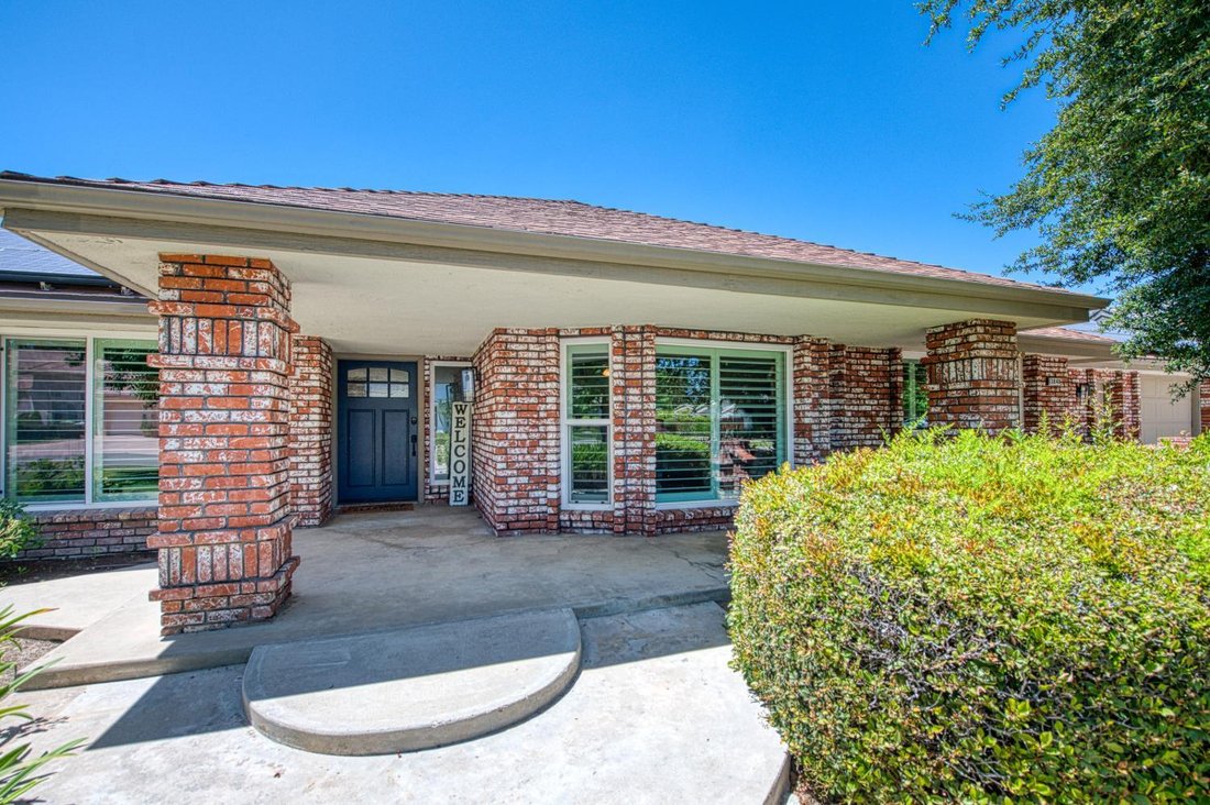 House in Fresno, California, United States 4 - 18086277