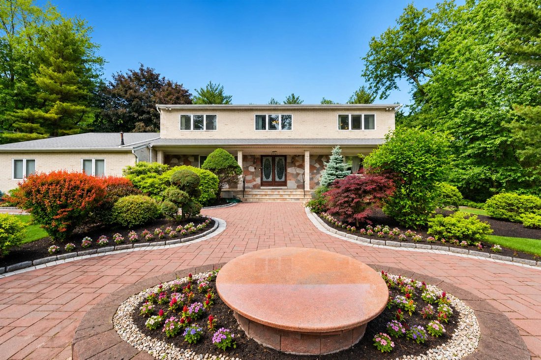House in Oradell, New Jersey, United States 1 - 18084355