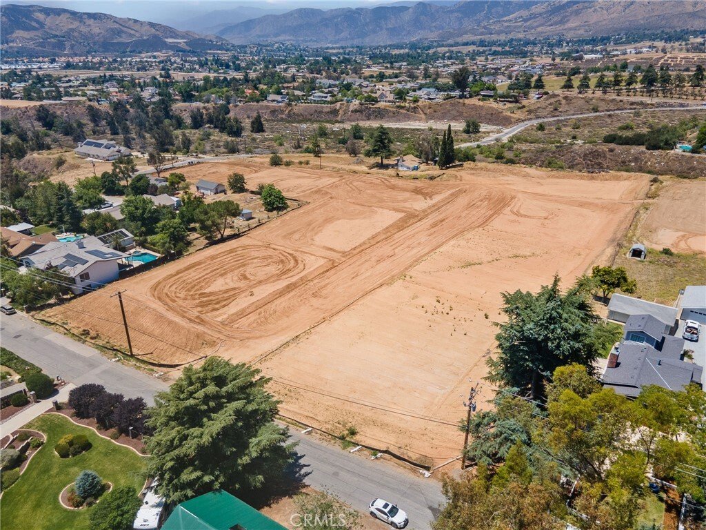 Land in Yucaipa, California, United States 2 - 18089240