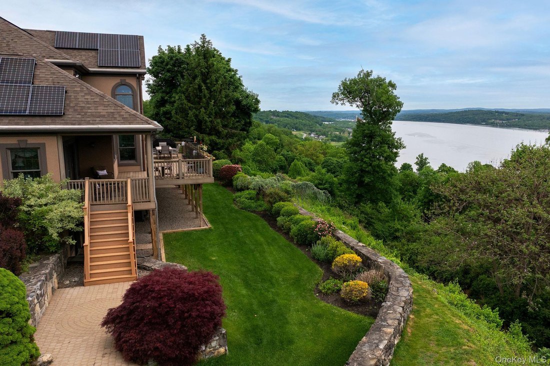 House in Newburgh, New York, United States 3 - 18089547