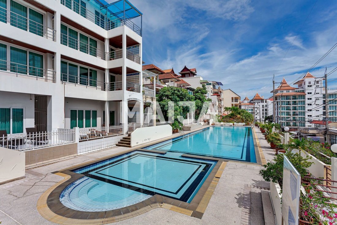 Condo in Pattaya City, Chon Buri, Thailand 1 - 18085108
