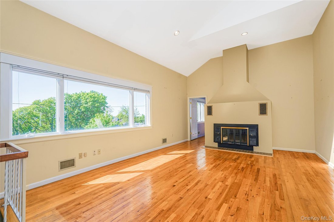 House in New York, New York, United States 2 - 18086785