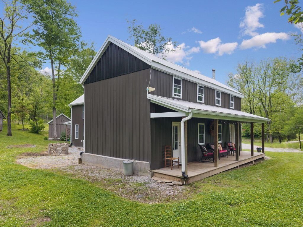 House in Augusta, Kentucky, United States 3 - 18088276