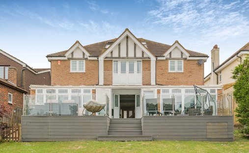House in Cuffley, Northaw, England 1
