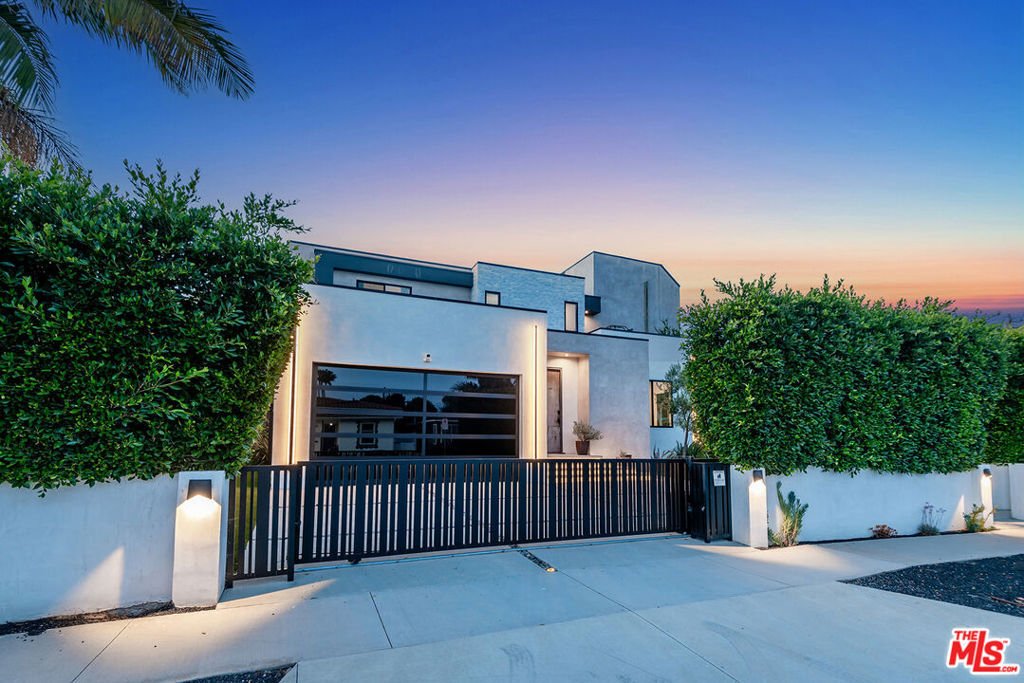 House in Los Angeles, California, United States 2 - 18086814