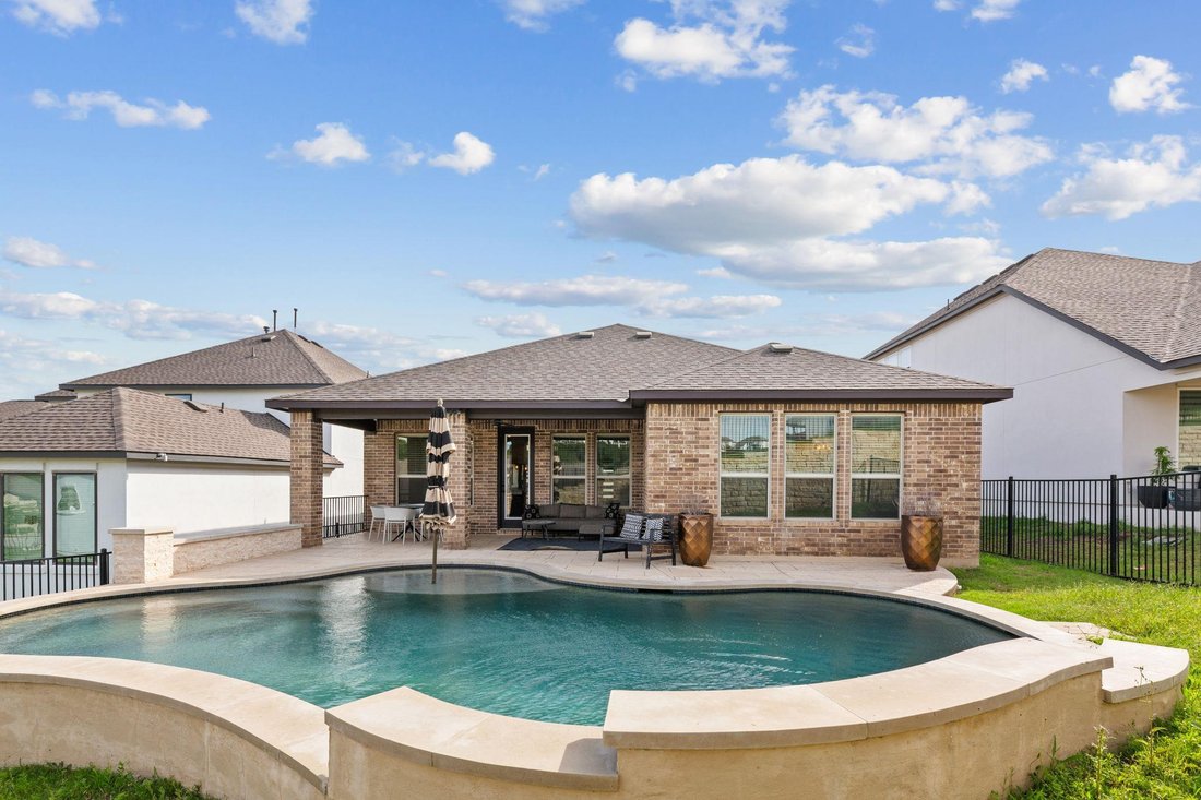 House in Leander, Texas, United States 3 - 17978764