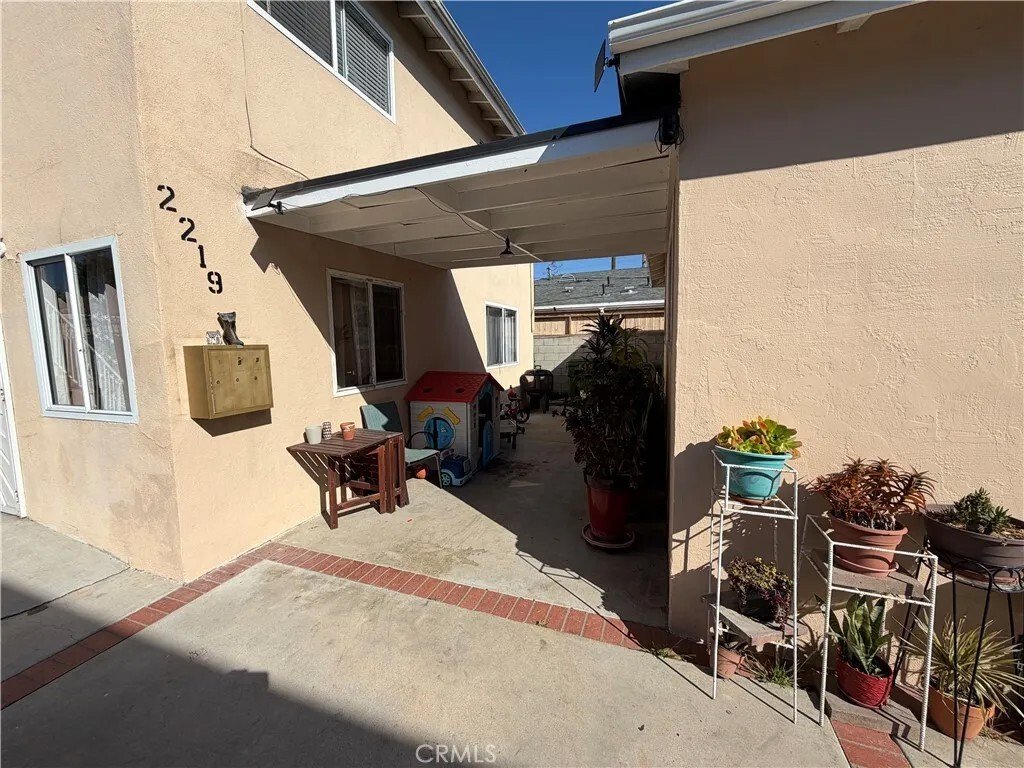 Los Angeles, California, United States 3 - 17433234