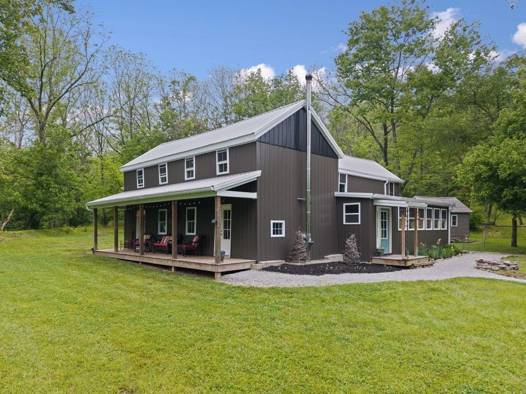 House in Augusta, Kentucky, United States 2 - 18088276