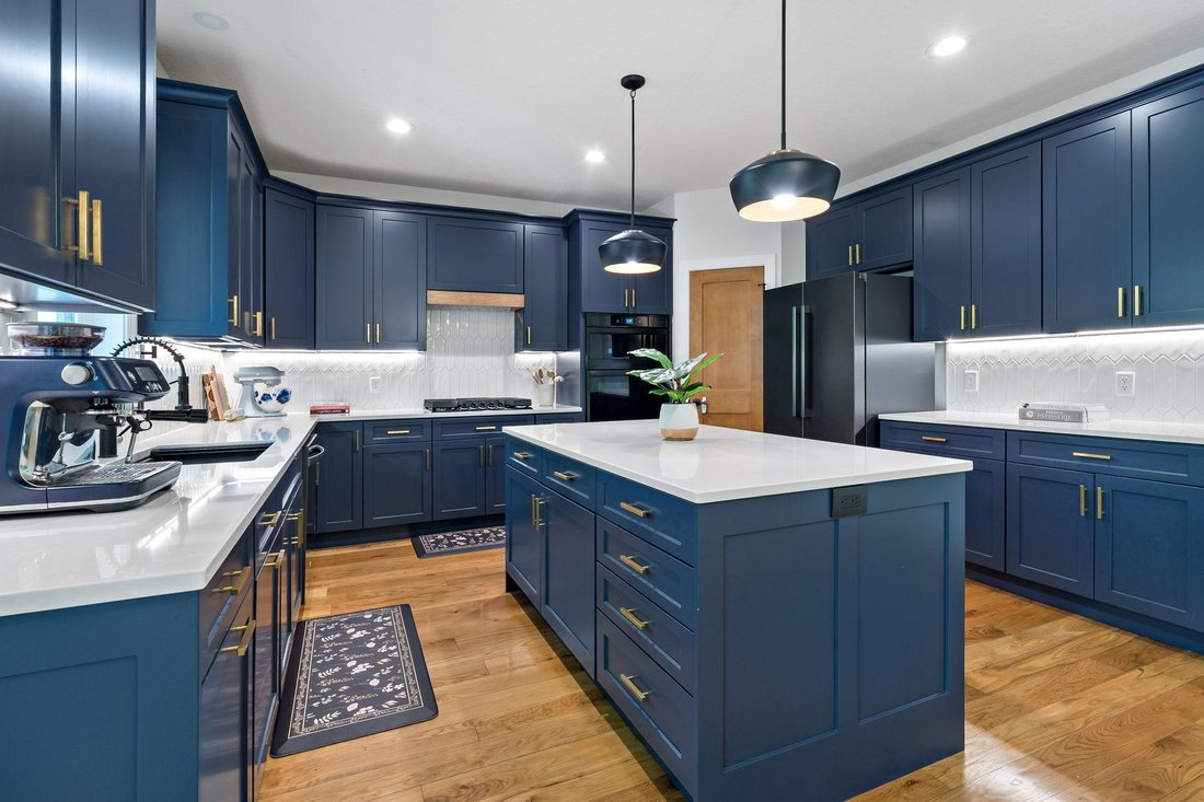 House in Maple Grove, Minnesota, United States 5 - 18089197