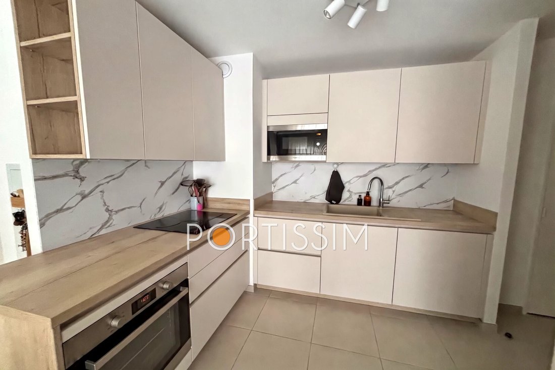 Apartment in Val de Cagne-Colline Route de Vence, Cagnes-sur-Mer, France 4 - 18089680