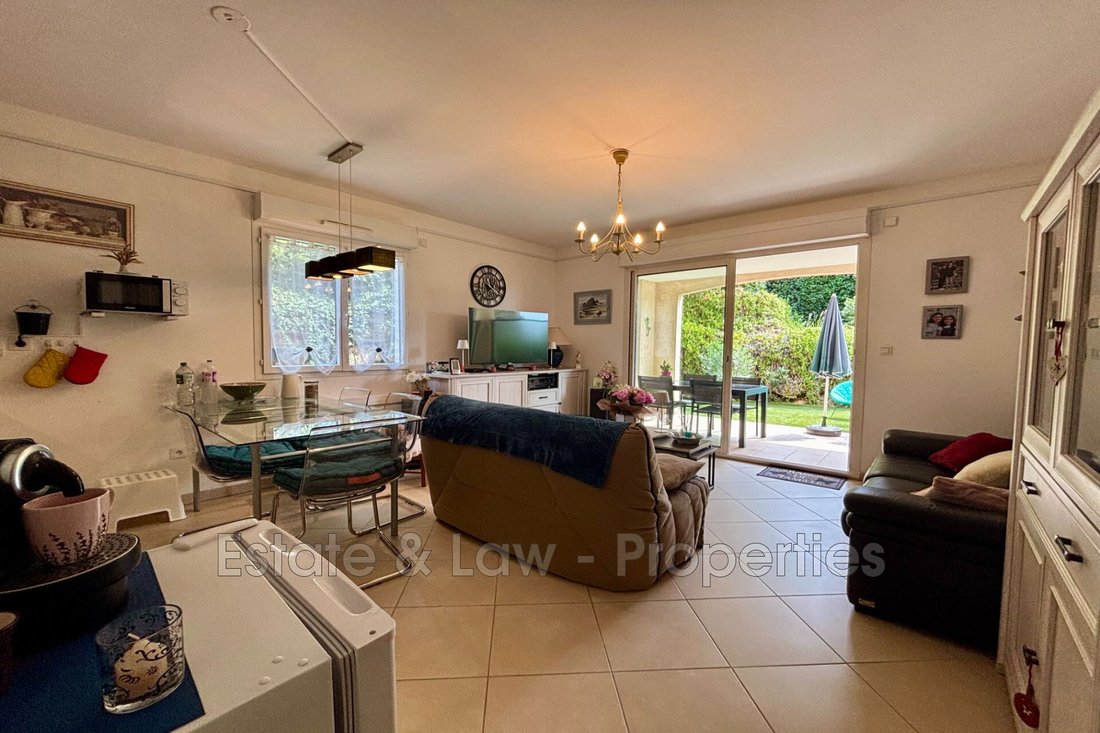 Apartment in Les Issambres, Roquebrune-sur-Argens, France 5 - 18083321