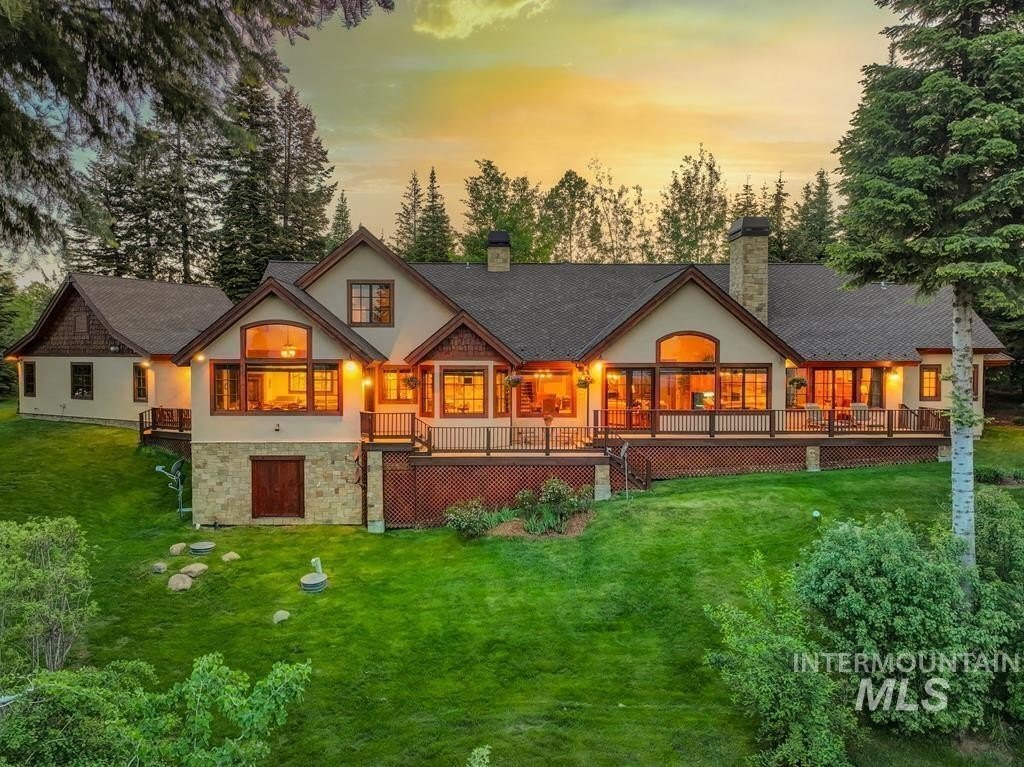 McCall, Idaho, United States 1 - 18089761