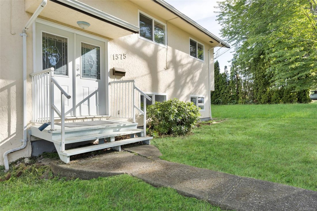 House in Victoria, British Columbia, Canada 2 - 18086663