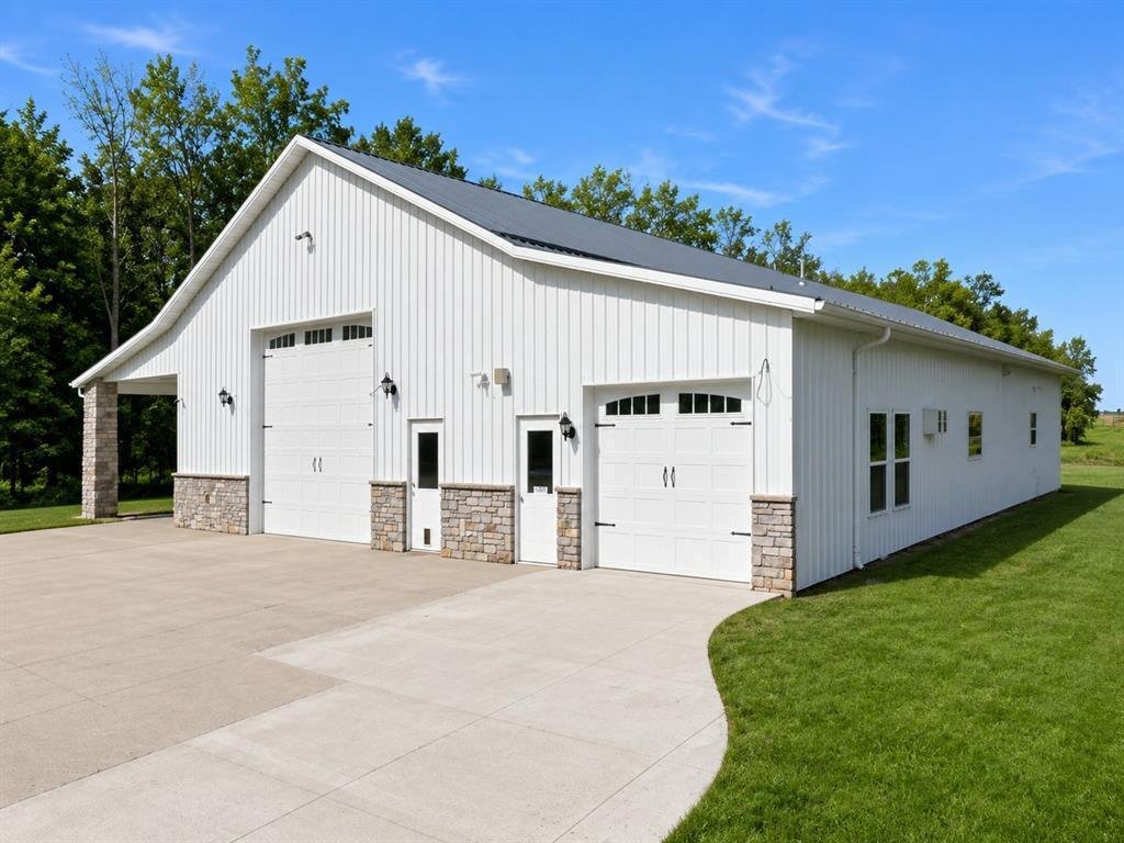 House in Cadott, Wisconsin, United States 3 - 17787650