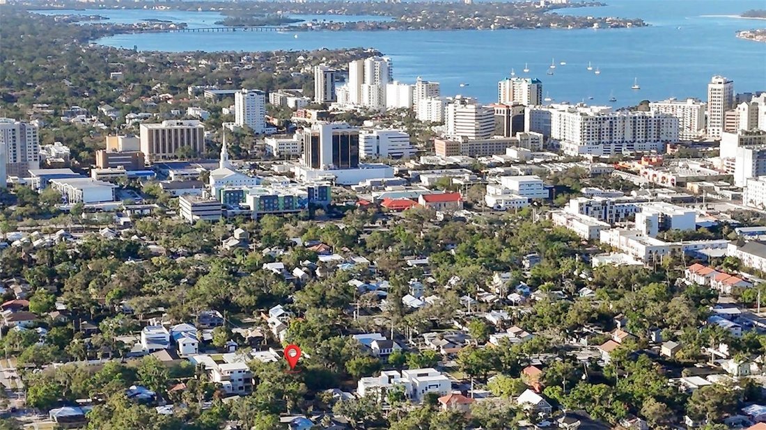 House in Sarasota, Florida, United States 5 - 18085046