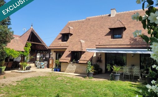 House in Bourg Sud, Ouistreham, France 1