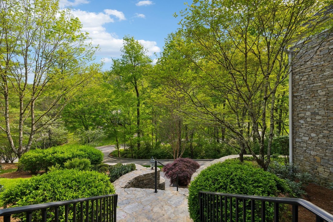 House in Forest Hills, Tennessee, United States 3 - 18089433