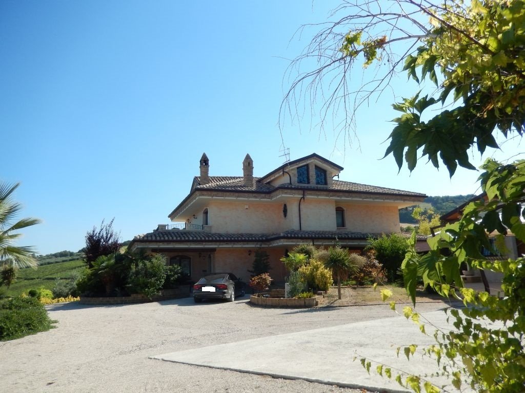 Villa in Colonnella, Abruzzo, Italy 5 - 18087963