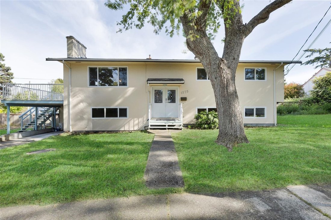 House in Victoria, British Columbia, Canada 1 - 18086663