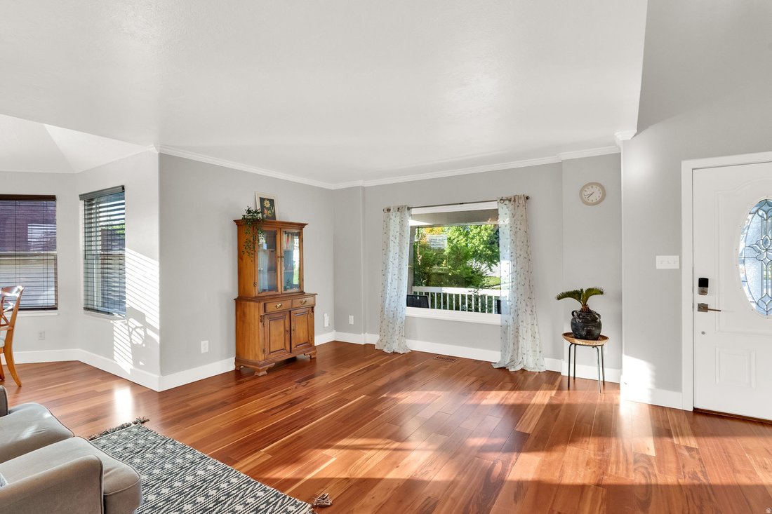 House in Sandy, Utah, United States 5 - 18081632