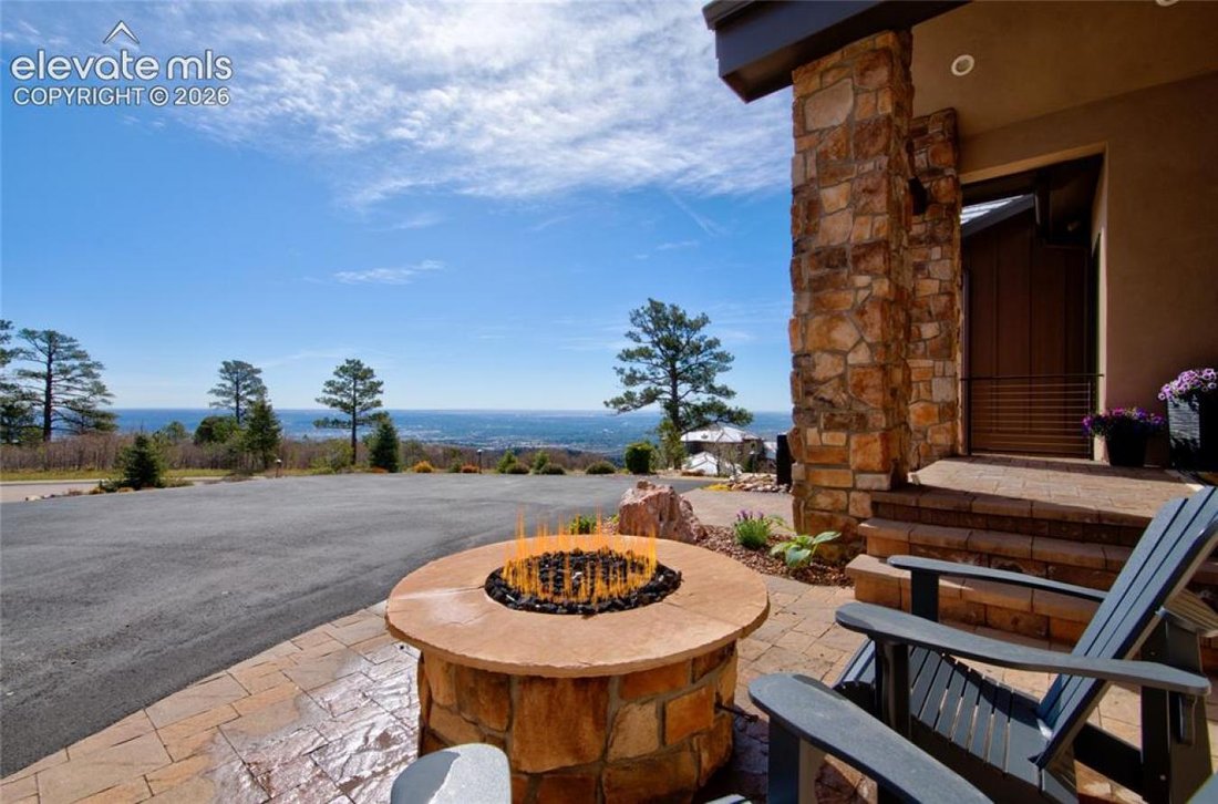 House in Colorado Springs, Colorado, United States 4 - 18089770