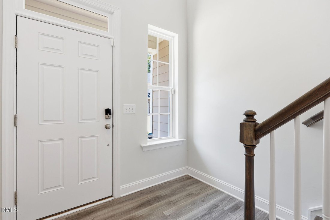 Townhouse in Cary, North Carolina, United States 3 - 18081303