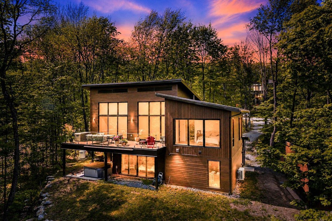House in Eastman, Quebec, Canada 2 - 17377884