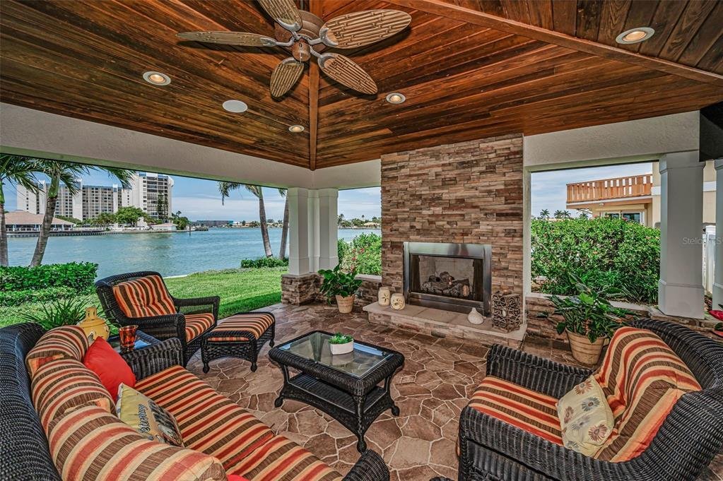 House in St. Petersburg, Florida, United States 4 - 18084267