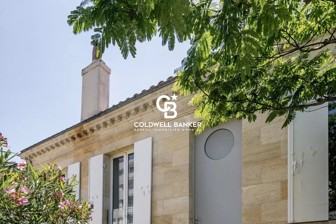 House in Grand Parc-Chartrons-Paul Doumer, Bordeaux, France 2 - 18083346