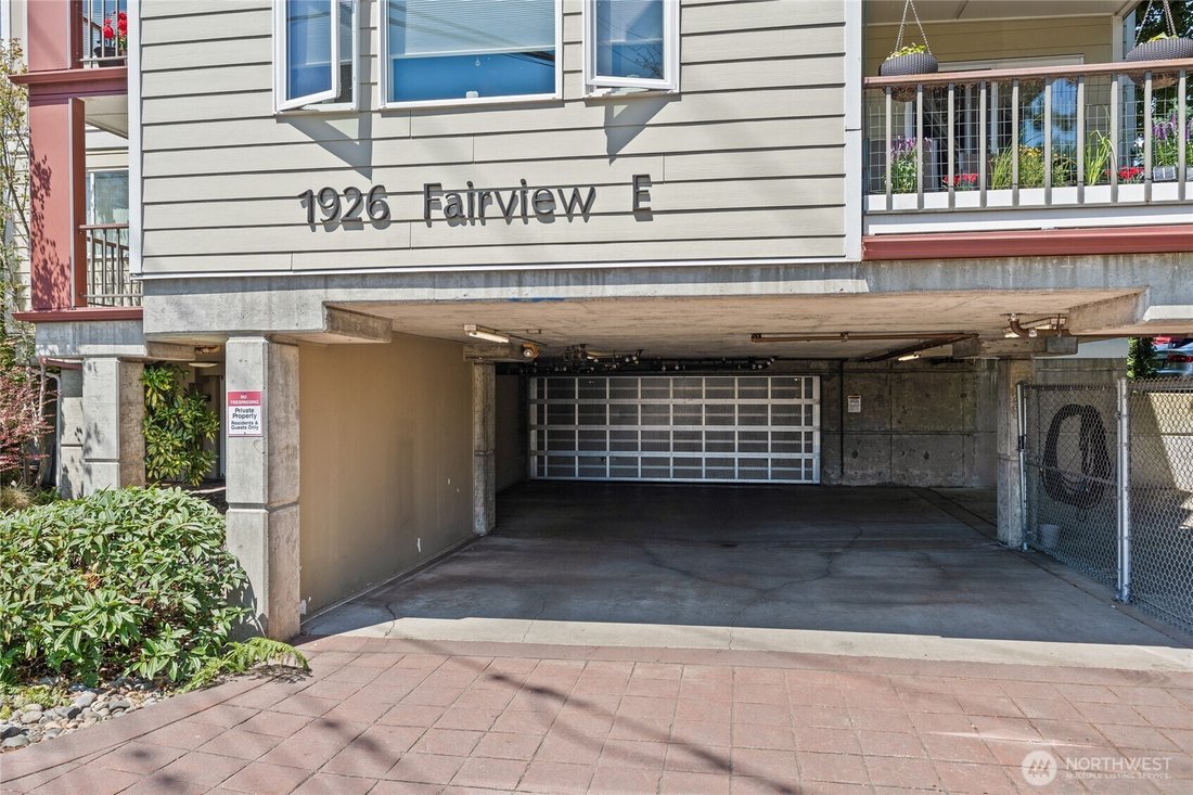 Condo in Seattle, Washington, United States 3 - 18086581