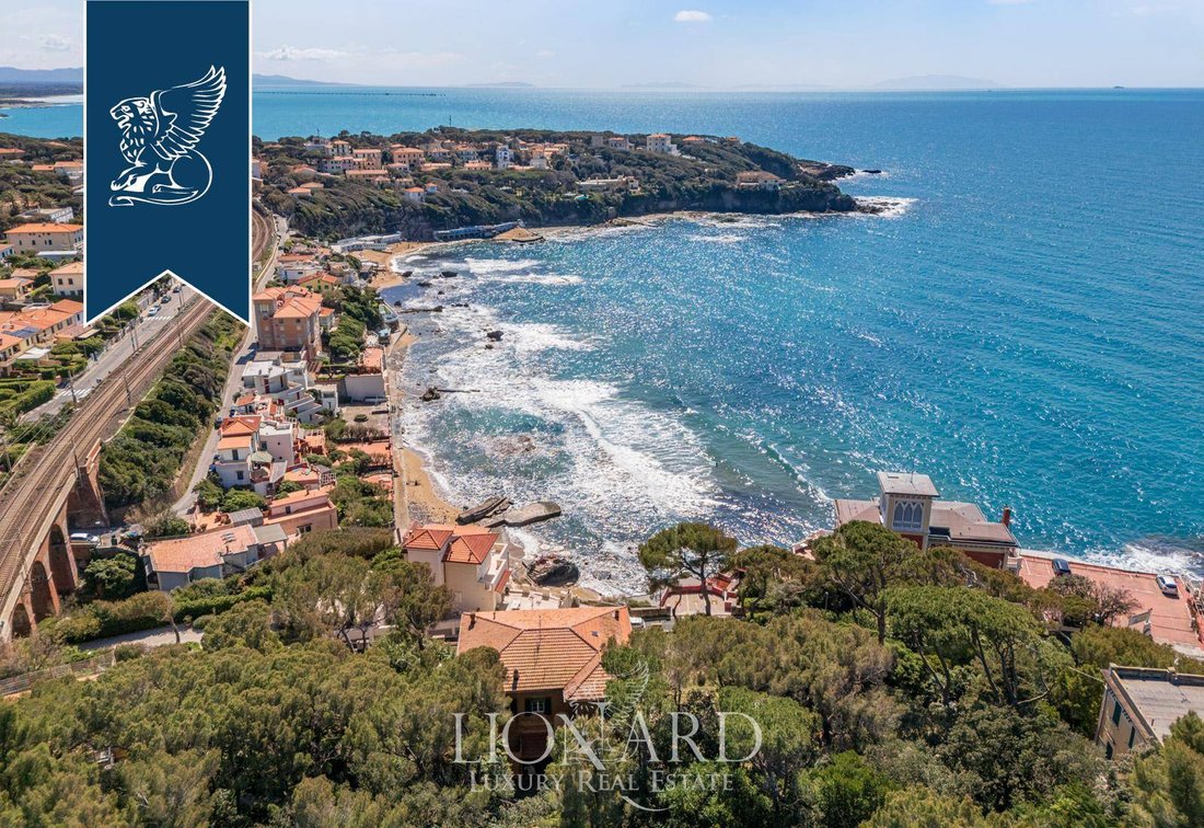 Villa in Castiglioncello, Rosignano Marittimo, Tuscany 3 - 18087475