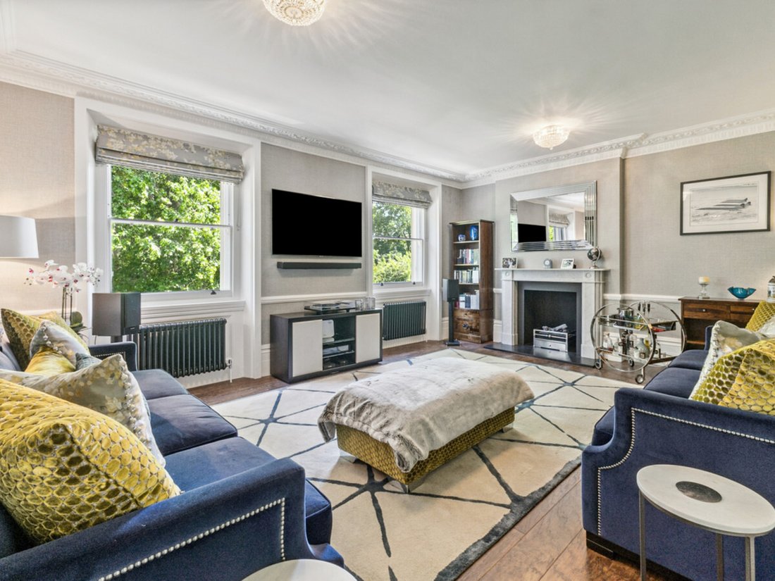 Apartment in Ebury, Westminster, England 1 - 18087372