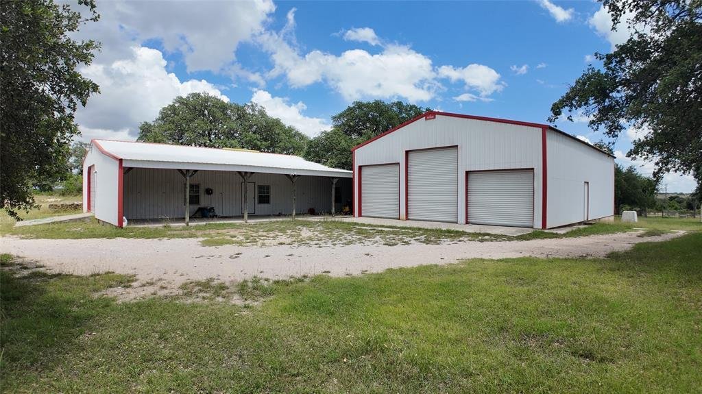 House in Mullin, Texas, United States 3 - 18057508