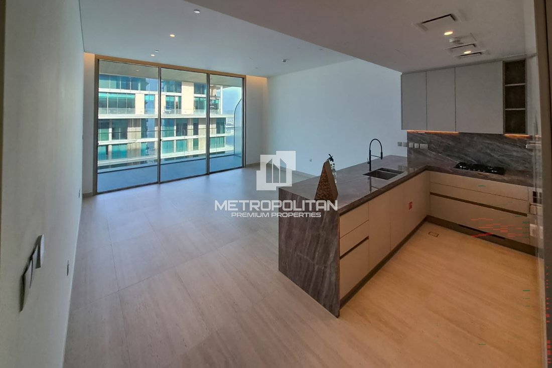 Apartment in Palm Jumeirah, Dubai, United Arab Emirates 2 - 18083469