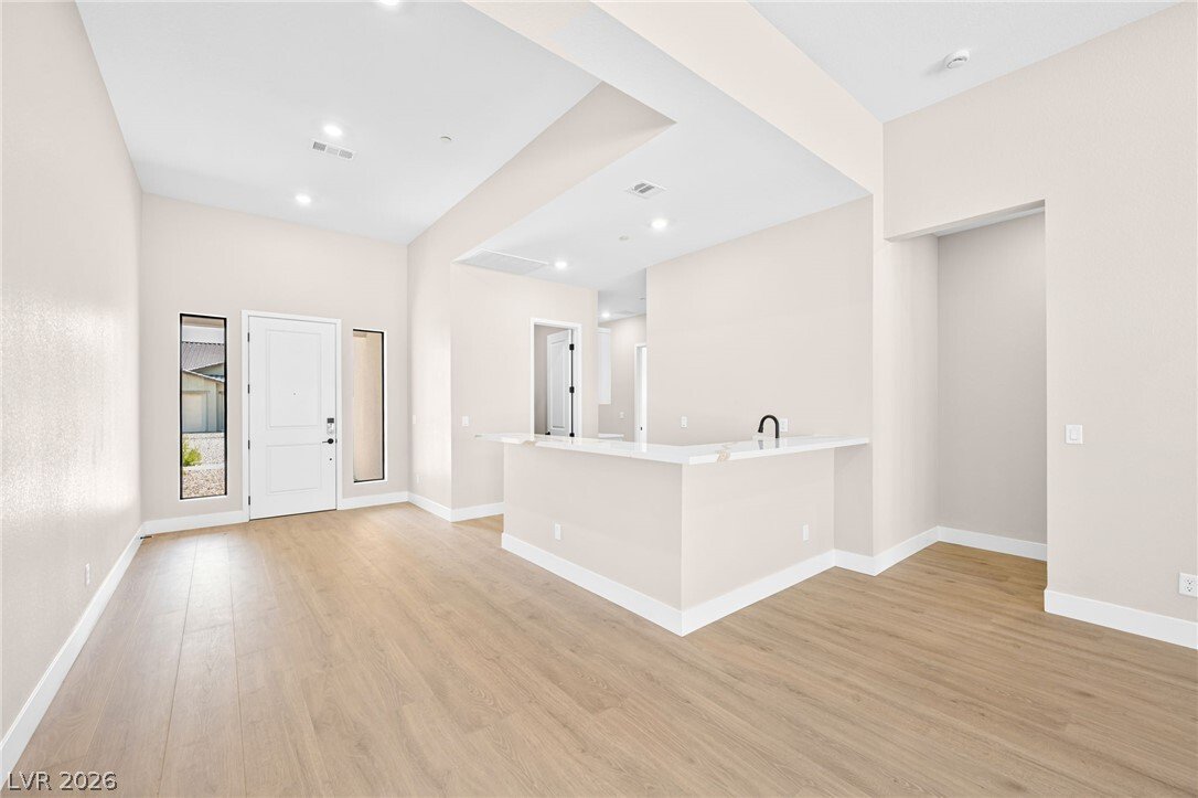 House in Las Vegas, Nevada, United States 2 - 16989977