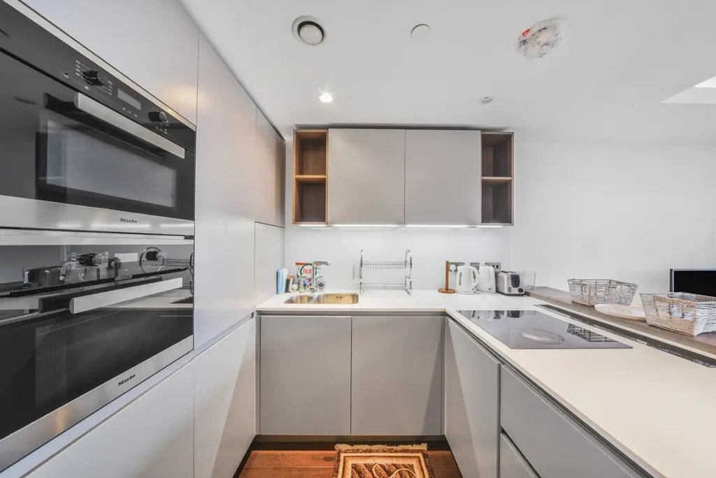 Apartment in Paddington, Westminster, England 5 - 18081260