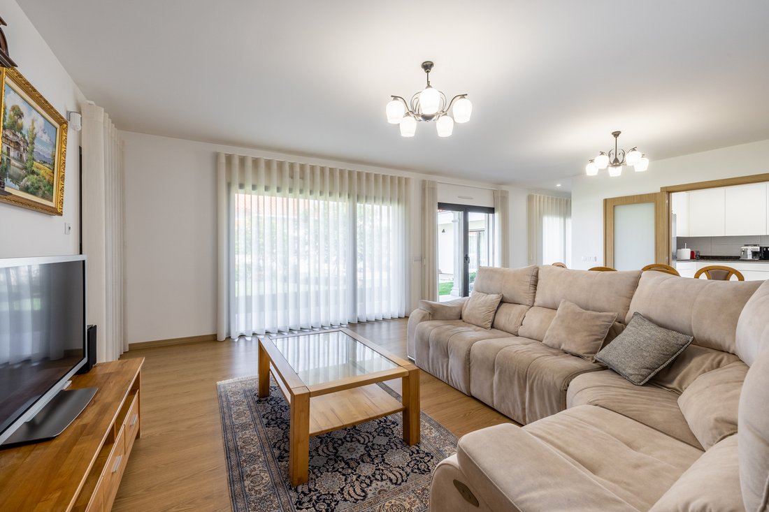 House in Vieira de Leiria, Leiria District, Portugal 5 - 18080881