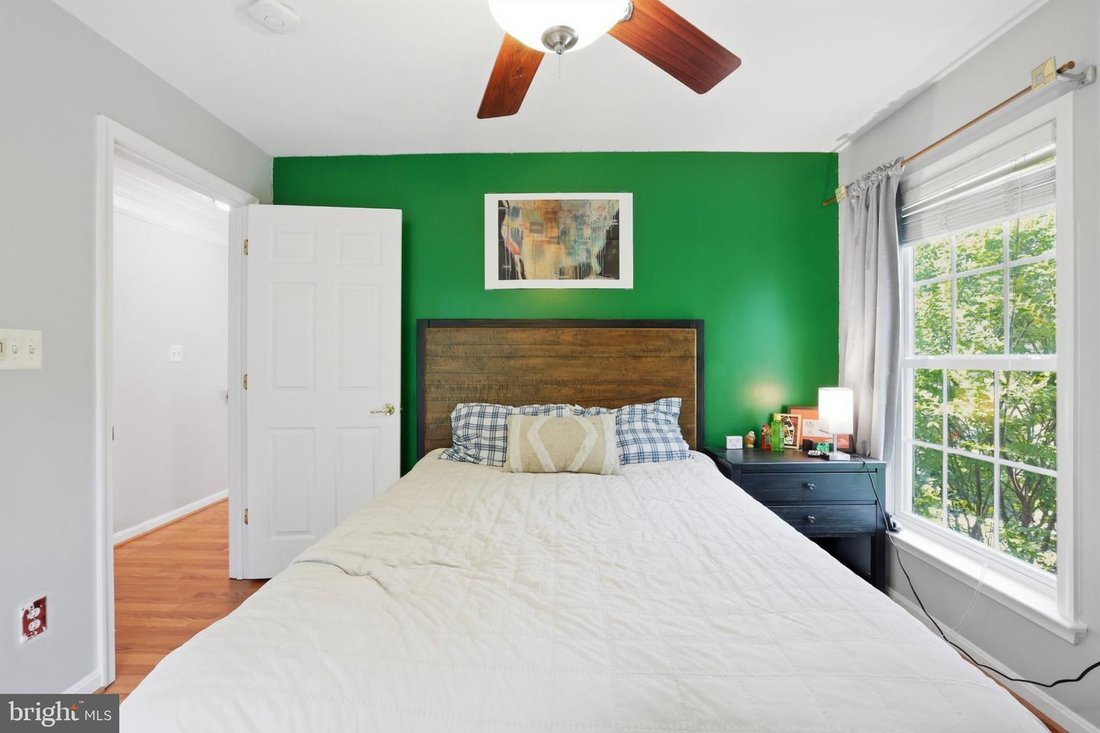 Condo in Hybla Valley, Virginia, United States 4 - 18086630