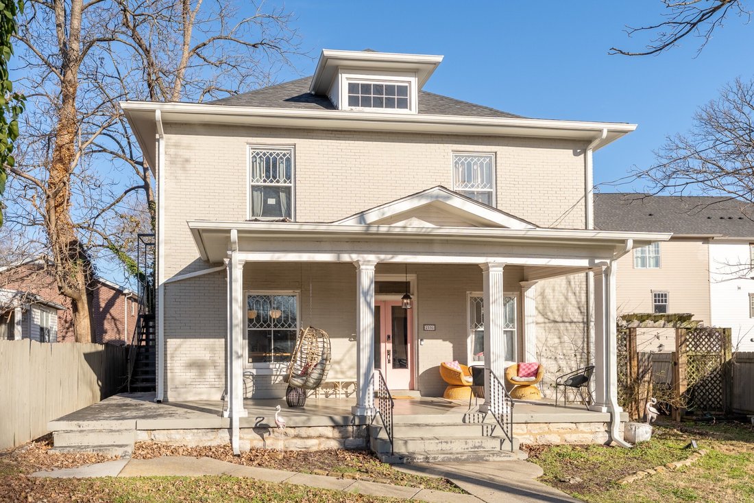 Co Op in Nashville, Tennessee, United States 2 - 18089411