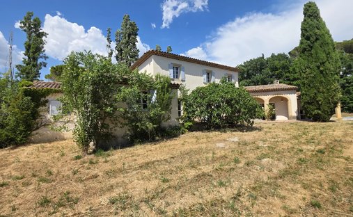 Country House in Saint-Cannat, Provence-Alpes-Côte d'Azur, France 1