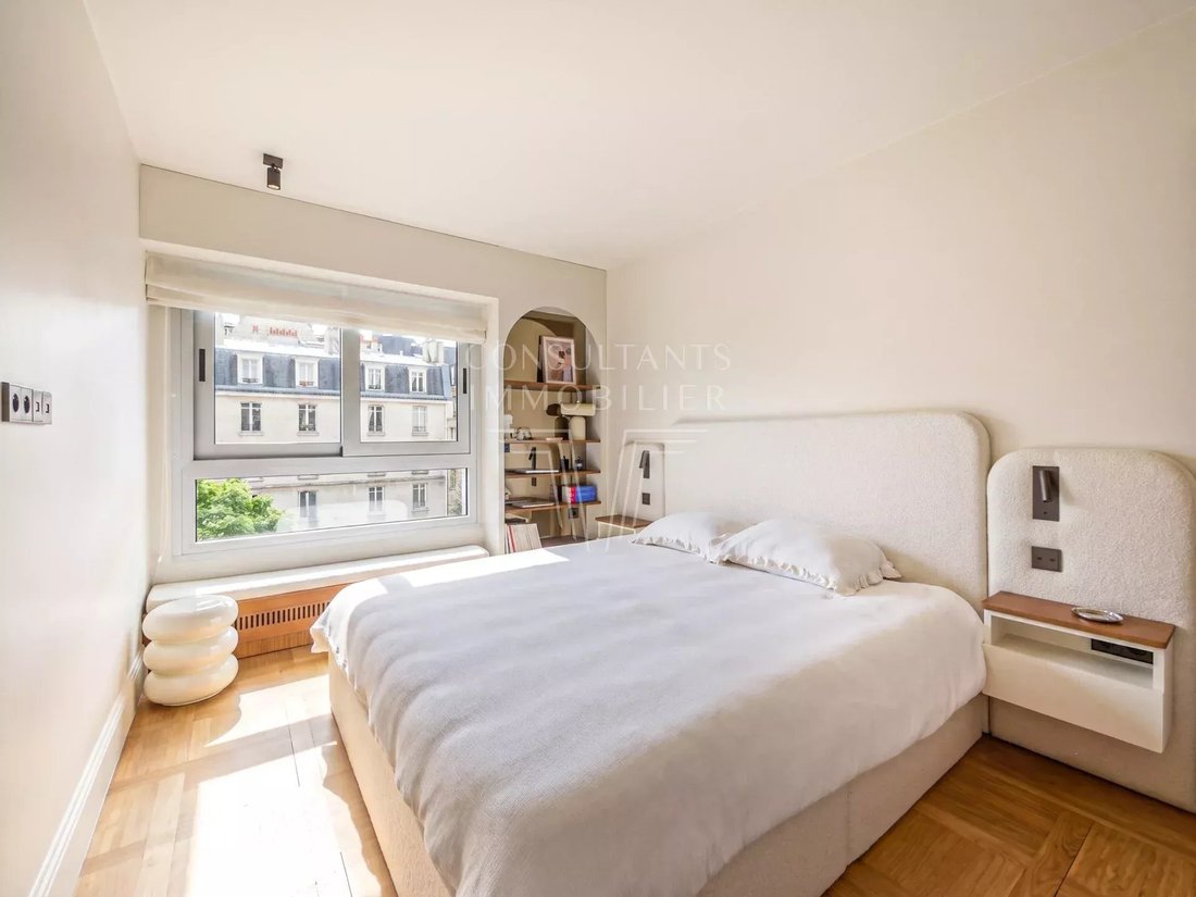 Apartment in Hoche-Friedland, Paris 8e Arrondissement, Paris 5 - 18083343