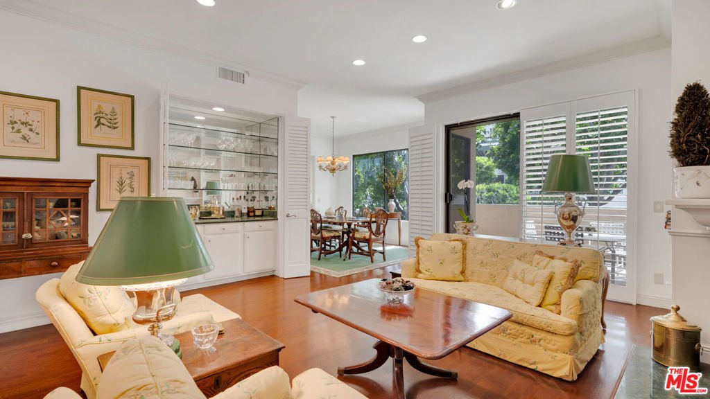 Condo in Los Angeles, California, United States 1 - 18086880