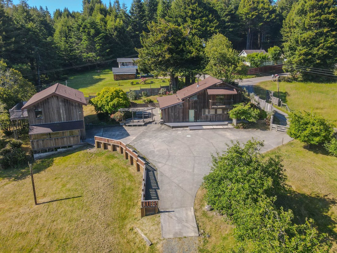 House in Fort Bragg, California, United States 1 - 16412577
