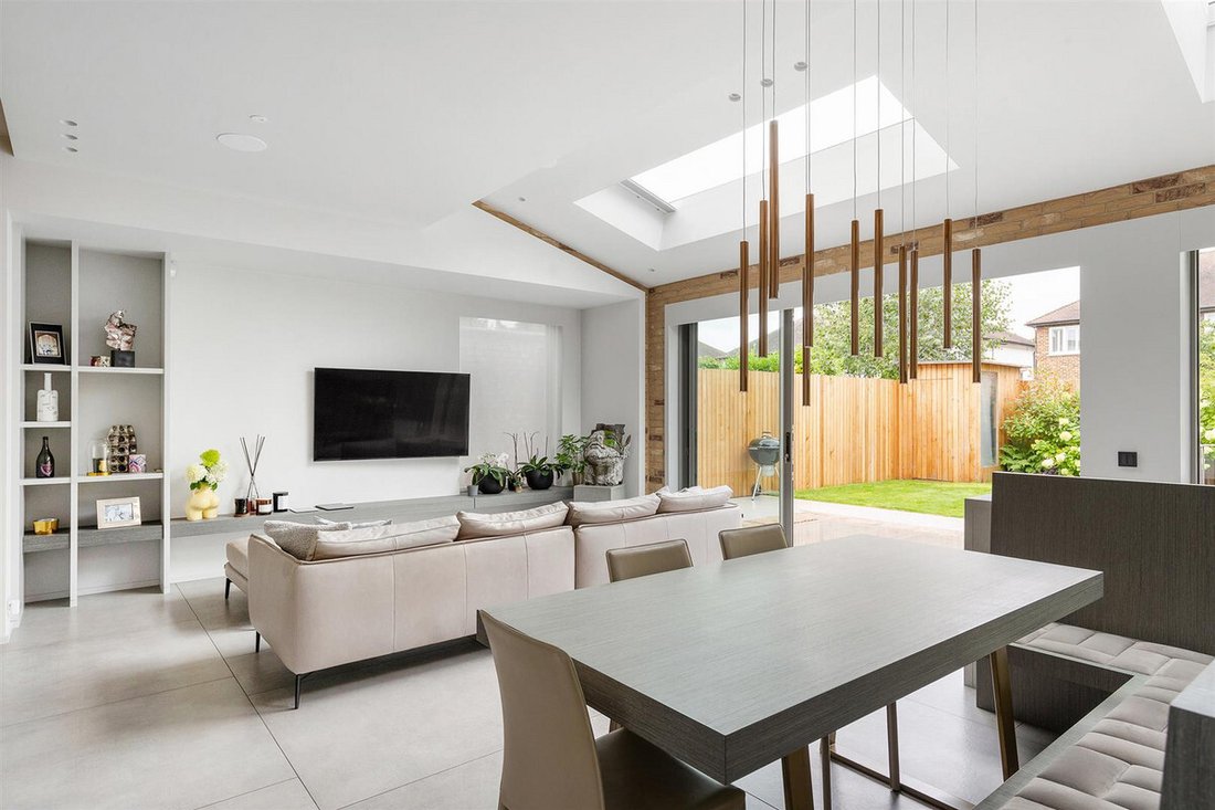 House in West Ealing, Ealing, England 4 - 18089002