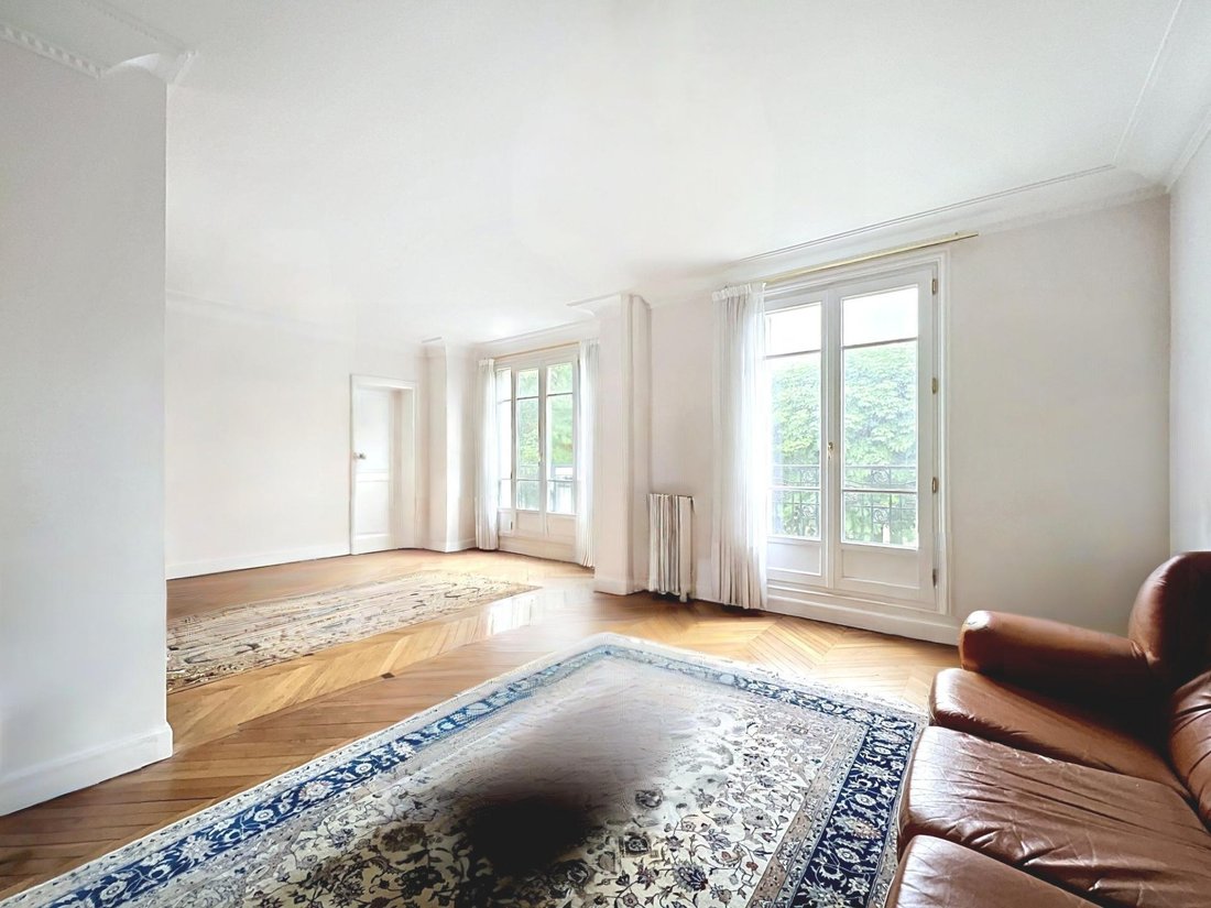 Apartment in Thiers, Le Raincy, France 4 - 17957613