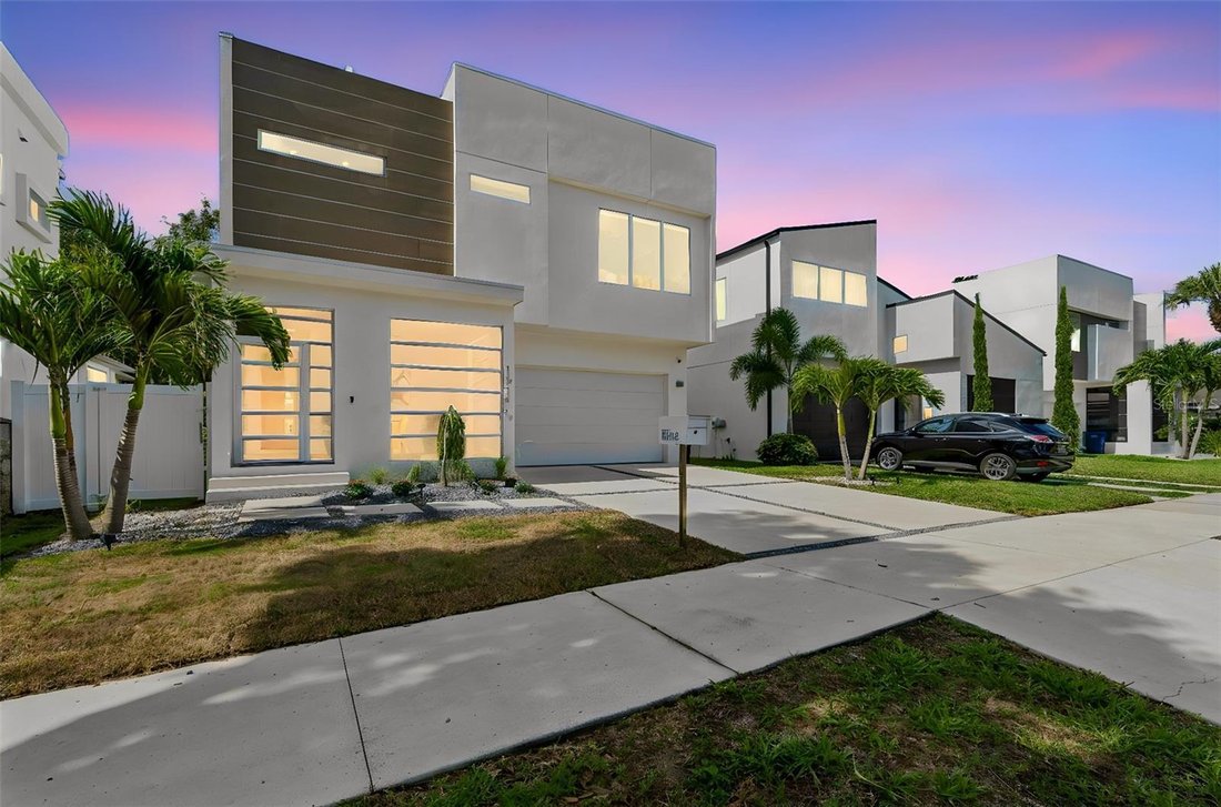 House in Tampa, Florida, United States 4 - 18085085