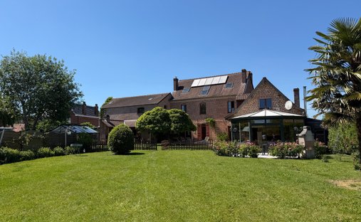 House in La Couture, Hauts-de-France, France 1