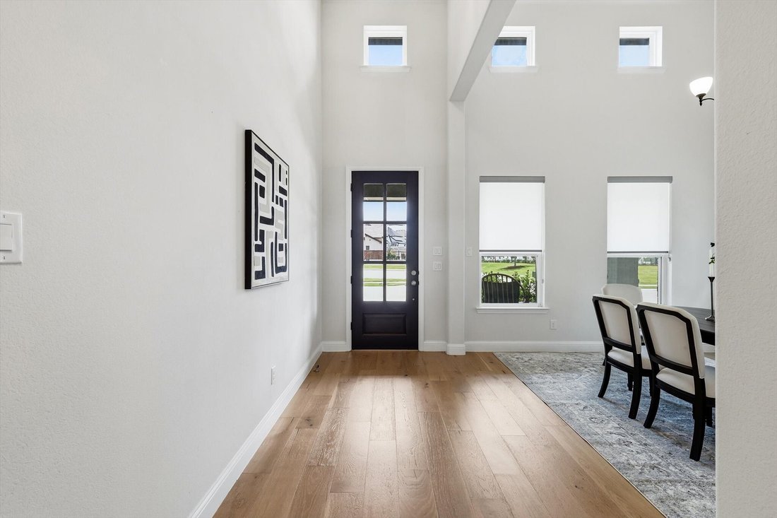 House in Carrollton, Texas, United States 2 - 18089260